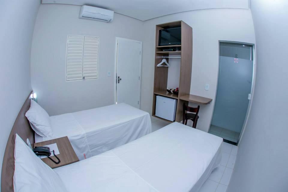 Hotel Império Paranaíba Esterno foto